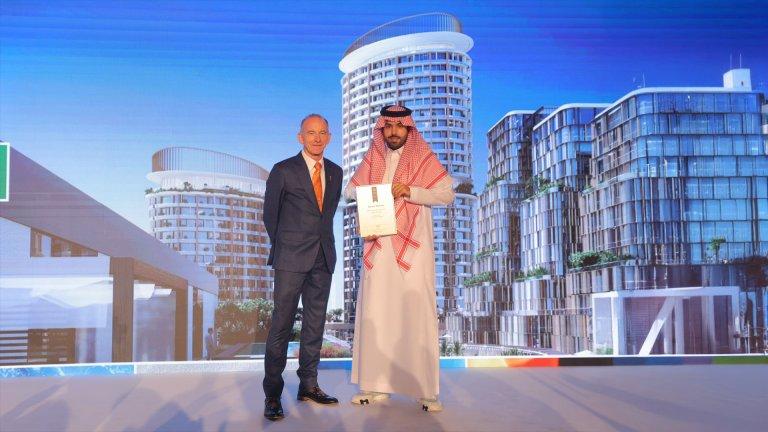 “عين أسس” يتوج بجائزتين مرموقتين في Arabian Property Awards 2025